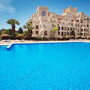 https://apartamentos-leo-jardines-de-isla-canela.es-andalucia.com